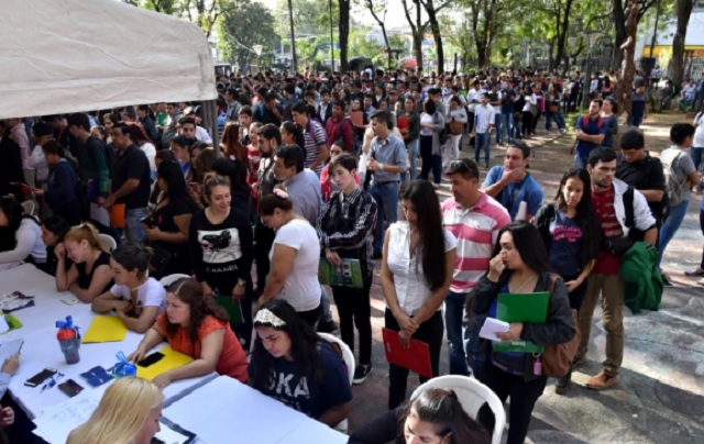 Feria de empleo reúne 50 perfiles laborales