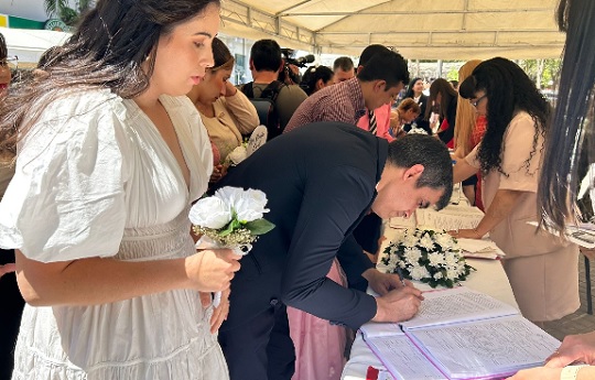 Senado analiza ley de divorcio exprés con plazos rápidos