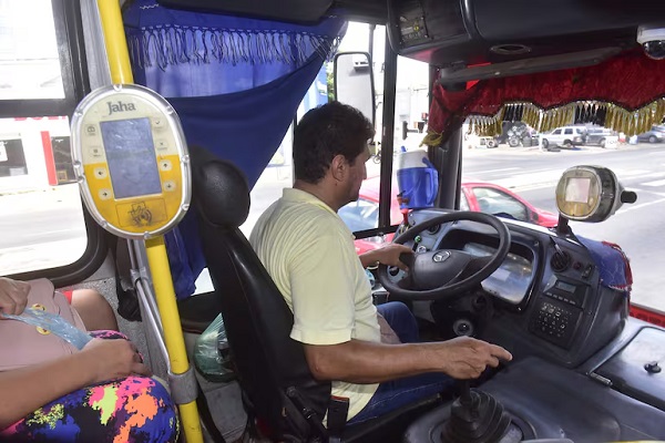 Sindicatos de transporte denuncian exclusión en nueva ley