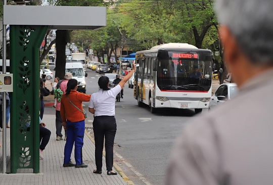 Reforma del transporte público: Peña reglamenta ley