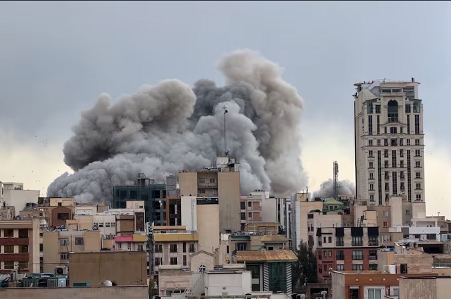 Irán descarta tregua y pide fin definitivo de guerra