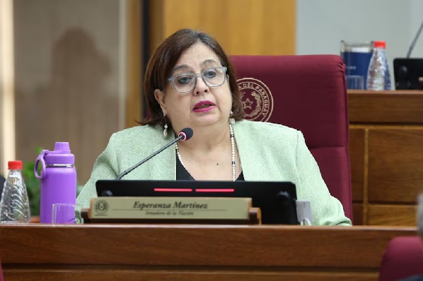 ¿Subirán impuestos a vapeadores y tabaco?