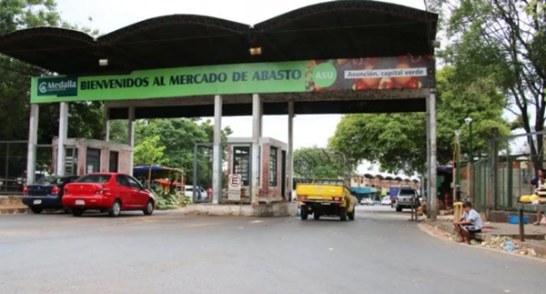 Asesinan a un hombre en el Abasto; comerciantes exigen mayor seguridad