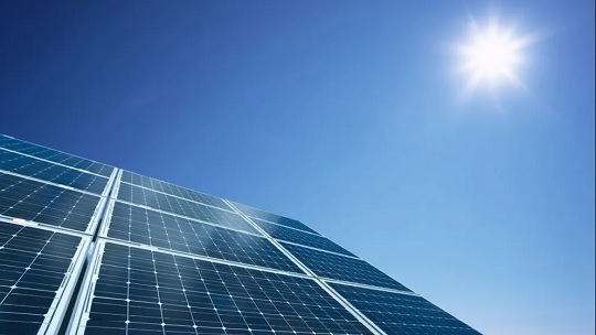 ¿Conviene instalar paneles solares en casa?