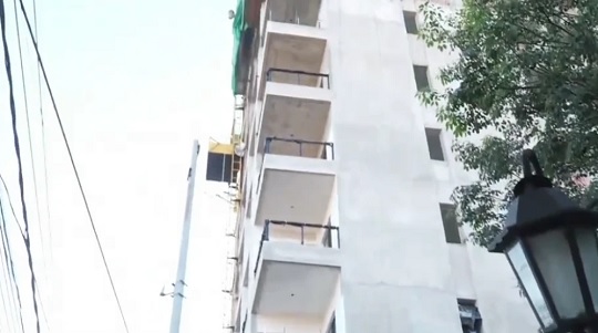 Obrero muere al caer de un montacargas en barrio Recoleta