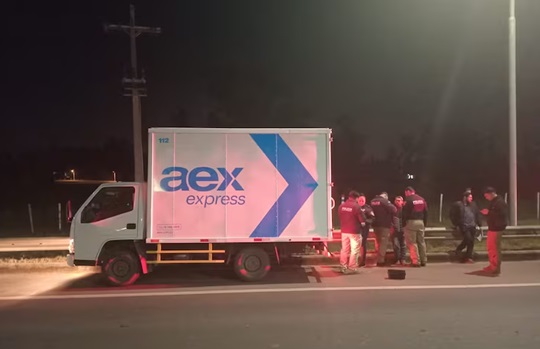 Asalto a camión de encomiendas en Ñu Guasu