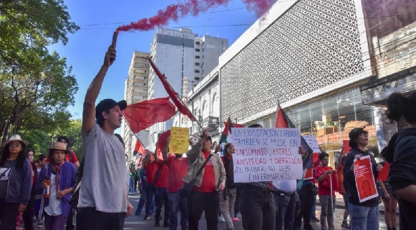 Gremios suspenden negociación por salario mínimo