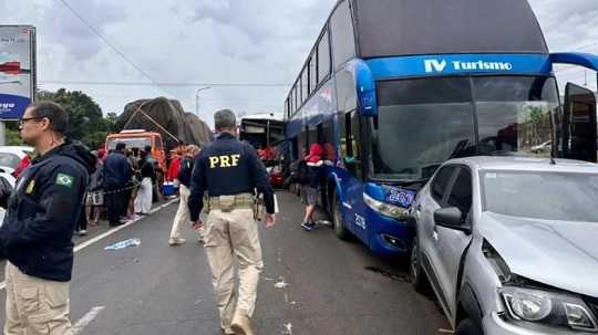 Accidente en Foz involucró a buses con hinchas de Cerro
