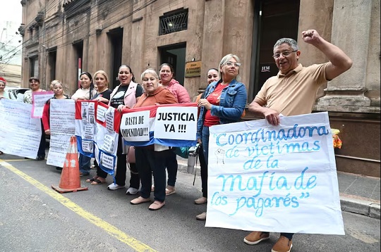 Diputados aprueban cambios a ley contra la “mafia de los pagarés”