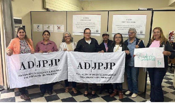 Docente con 26 años de servicio sigue sin jubilarse
