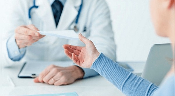 Reposo médico falso: empresas investigan abusos laborales