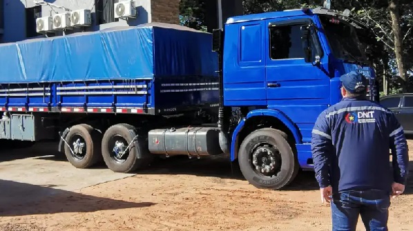 Tributación inicia controles al transporte local e internacional