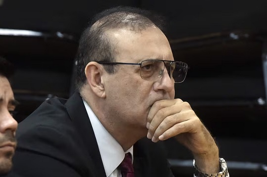 Senado ya prevé tratar expulsión de Erico Galeano