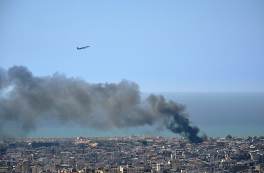Israel bombardeó Beirut y aumenta tensión con Hezbollah
