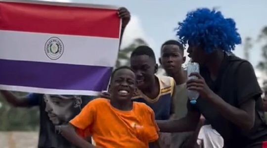 Niños de Uganda dedican un viral baile a Paraguay