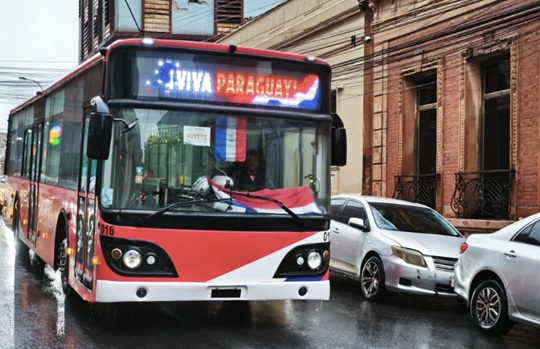 MOPC anuncia transporte especial para los hinchas que alentarán a la Albirroja