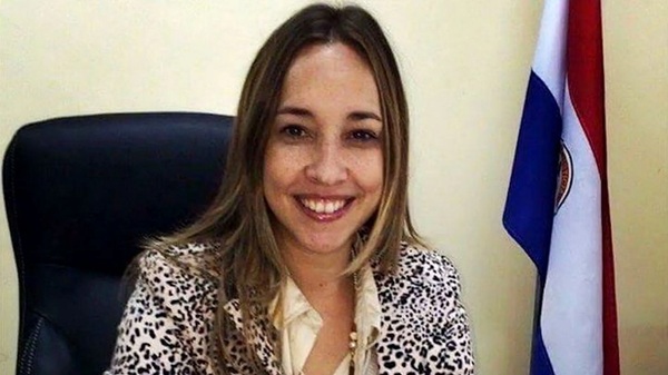 Ratifican juicio a exjueza por regalar tierras protegidas