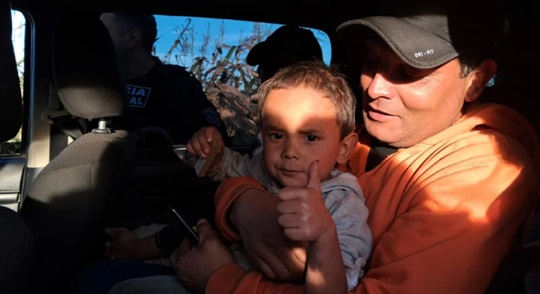 Encuentran sano y salvo a niño de 2 años tras intensa búsqueda en Amambay