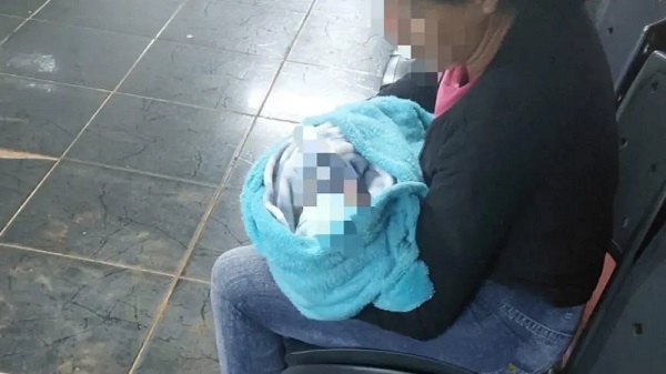 Rescatan a bebé de dos días en caso de presunta trata