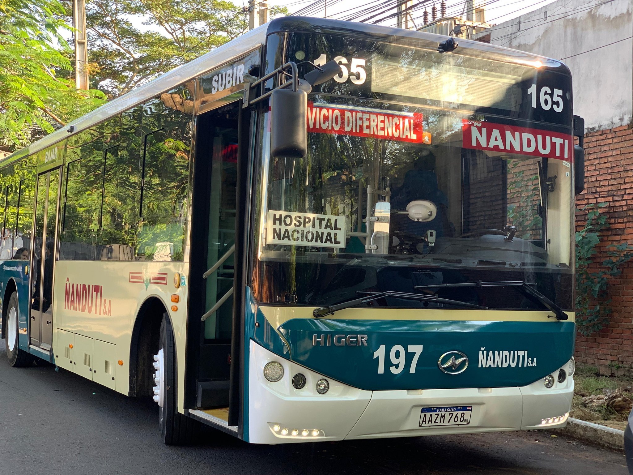 Buses eléctricos llegan con pasaje a G. 3.400