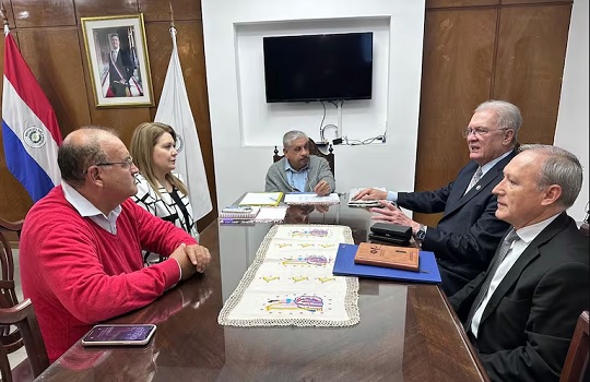 Reunión entre Rolón e Isaías Fretes habría girado en torno a deuda millonaria