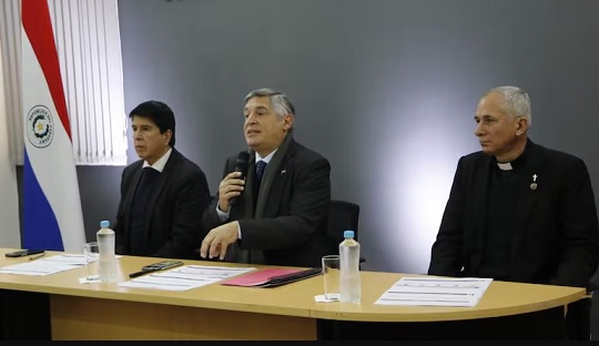 MEC detecta 250 títulos docentes falsos y casos llegarán a juicio