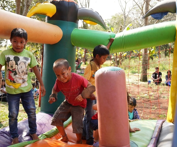 Campaña solidaria invita a regalar alegría a niños indígenas de Caaguazú