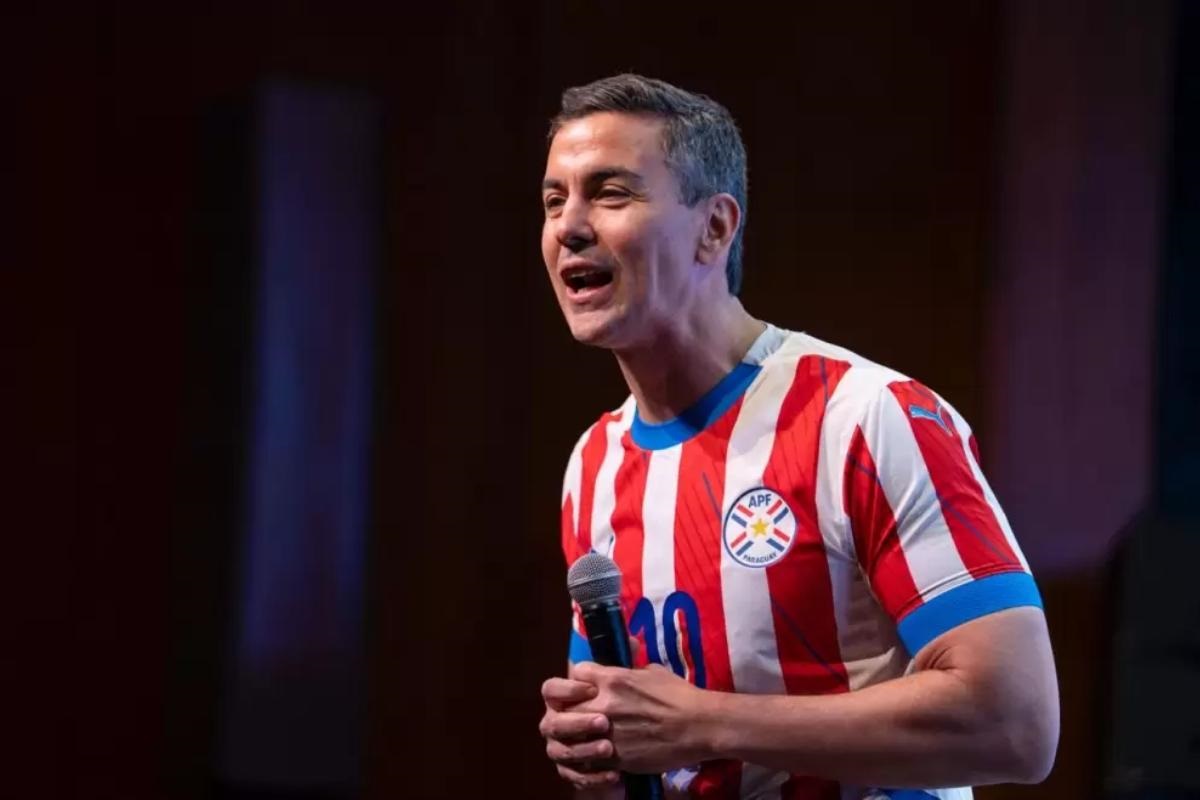 Santiago Peña descarta asistir al duelo entre Paraguay y Francia
