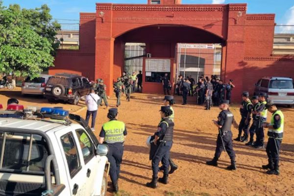 Justicia interviene penal de Misiones y destituye al director tras fuga