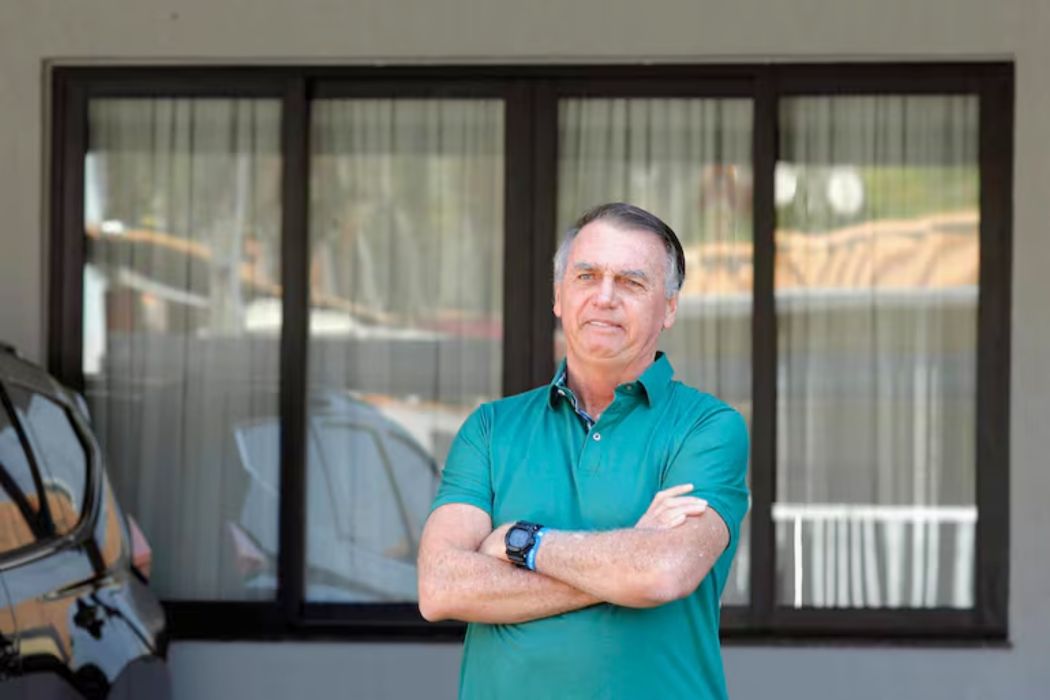 Policía allanó la casa de Bolsonaro por armas y no encuentra evidencias