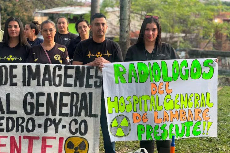 Radiólogos alzan la voz frente al Congreso por jubilación, salario y protección laboral