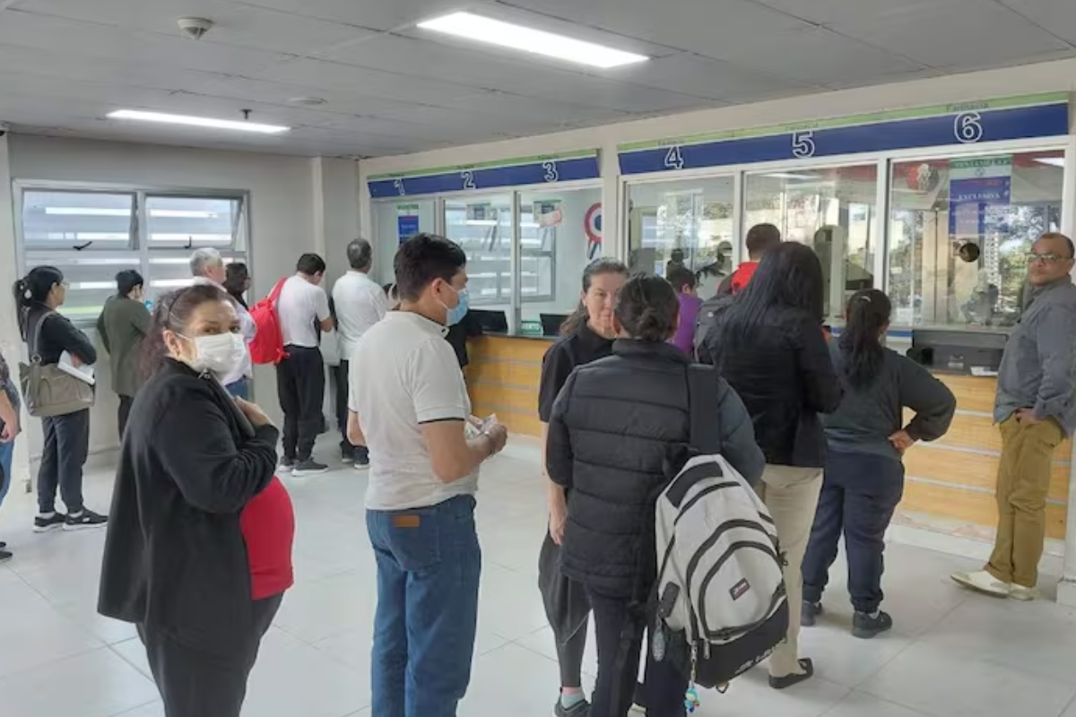 Proyecto plantea inyectar USD 304 millones al IPS para atender la crisis sanitaria