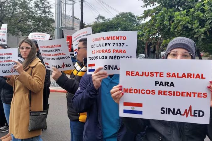 Médicos irán a huelga nacional durante cinco días