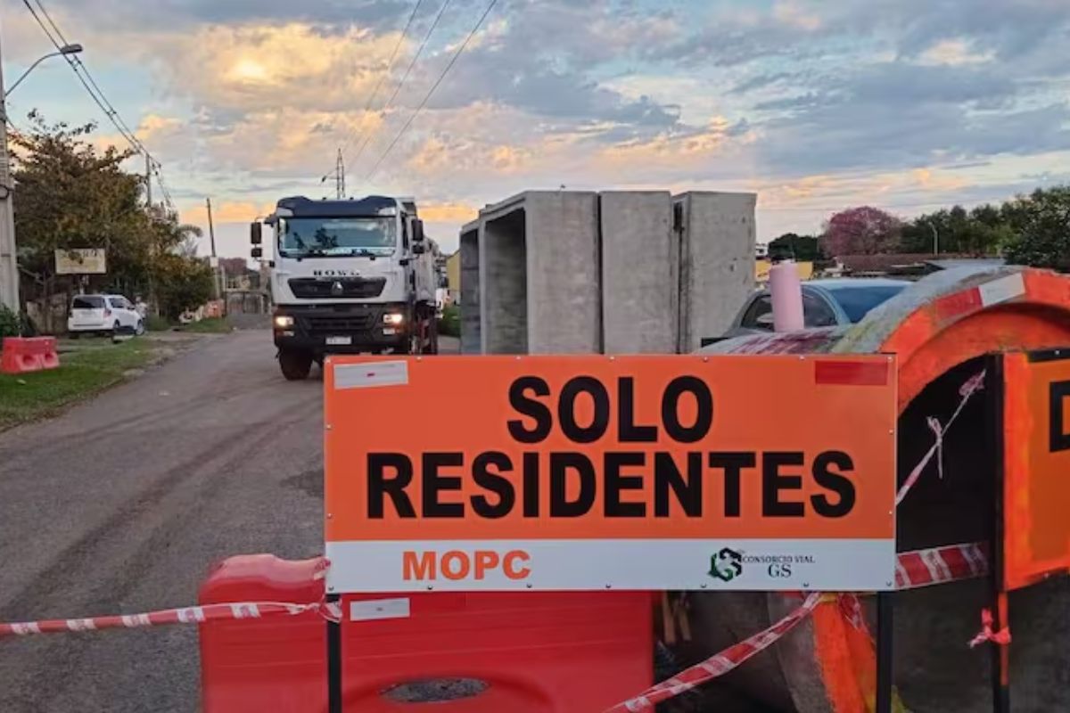 Obras sobre Avelino Martínez completan más de un kilómetro de alcantarillado